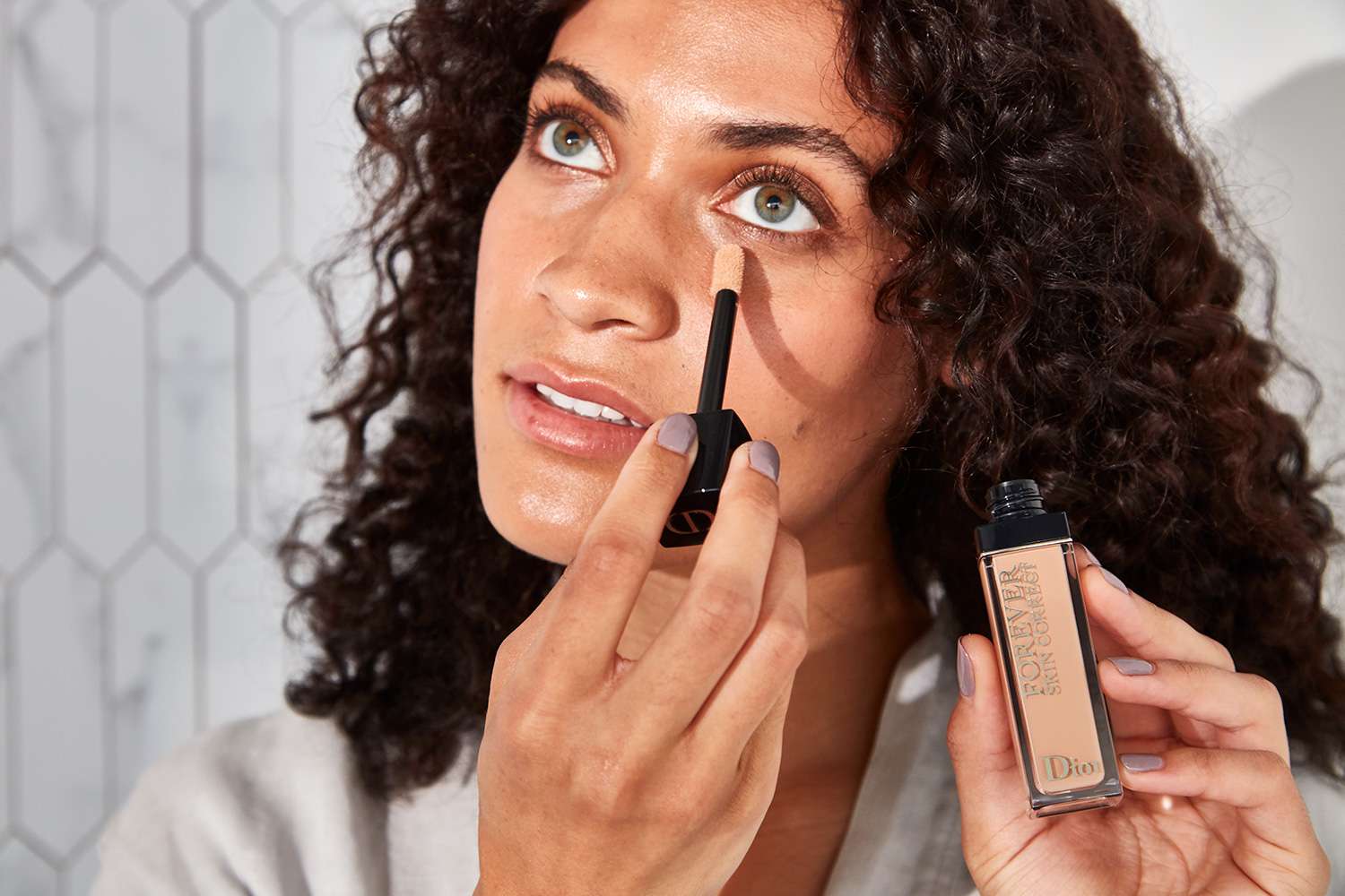How to Apply and Choose the Best Concealer